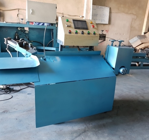 Máy bẻ đai tự động dạng nằm