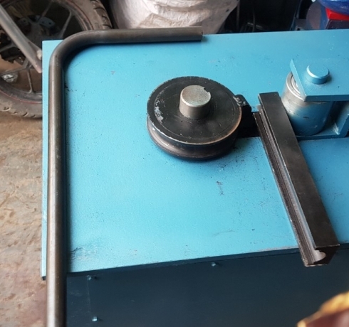 Máy uốn góc 1 trục