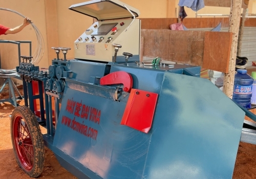 Máy bẻ đai sắt mini phi 6, 8 10